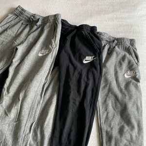 Nike sweatpants set of 3 size medium